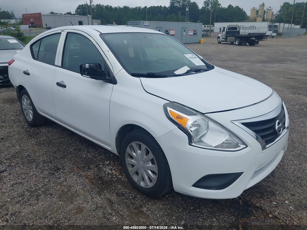 2017 NISSAN VERSA
