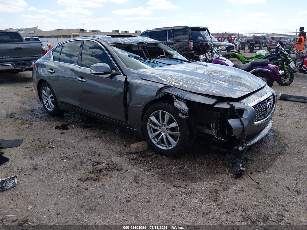 2015 INFINITI Q50