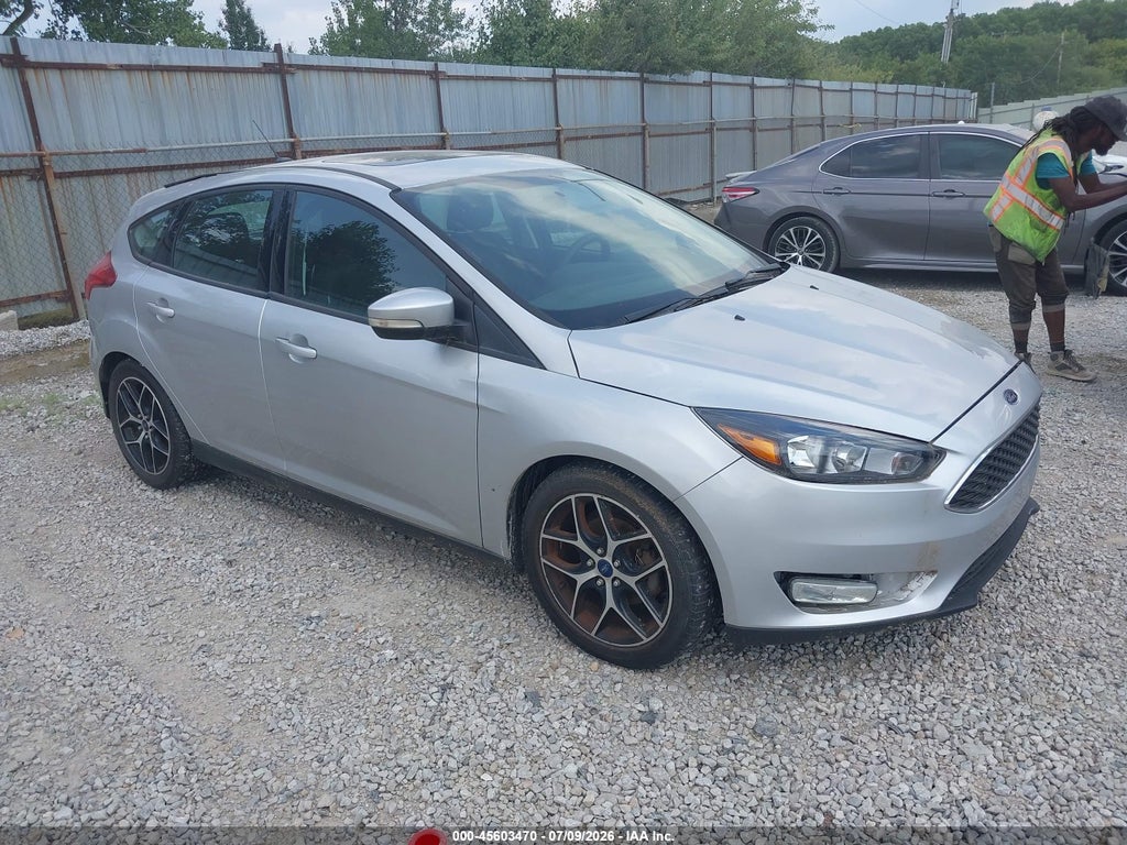 2017 FORD FOCUS