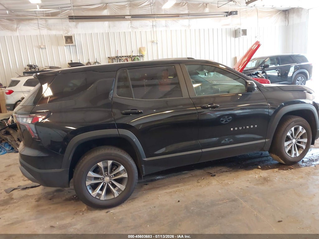 2026 Chevrolet Equinox AWD LT photo 4