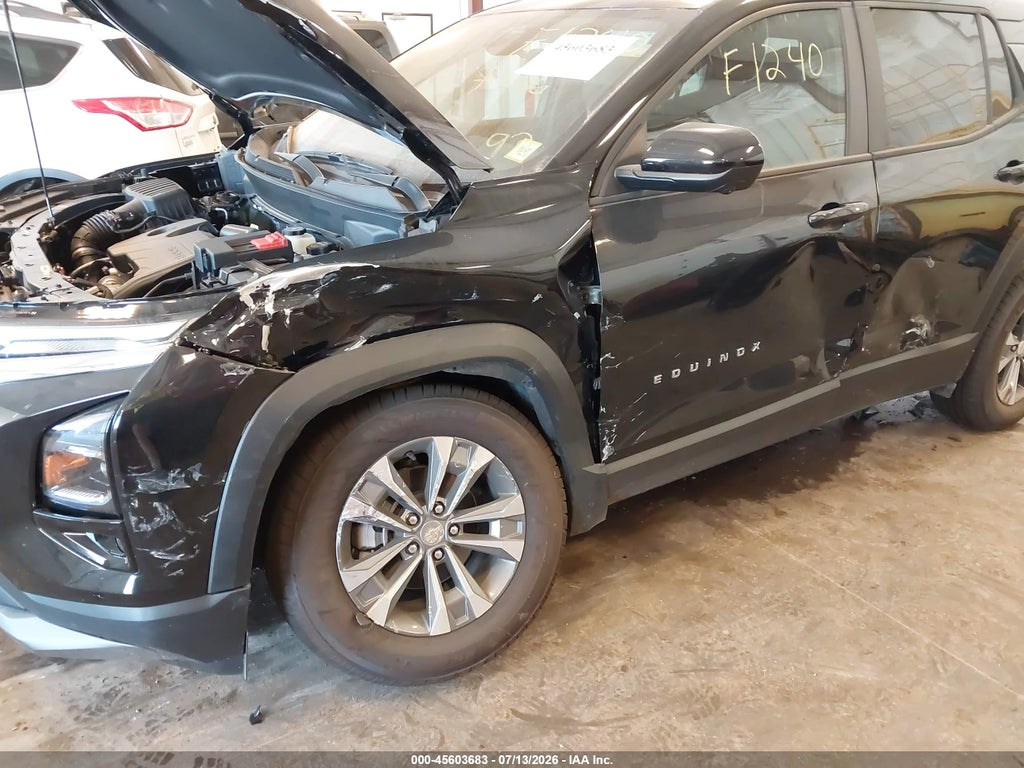 2026 Chevrolet Equinox AWD LT photo 6