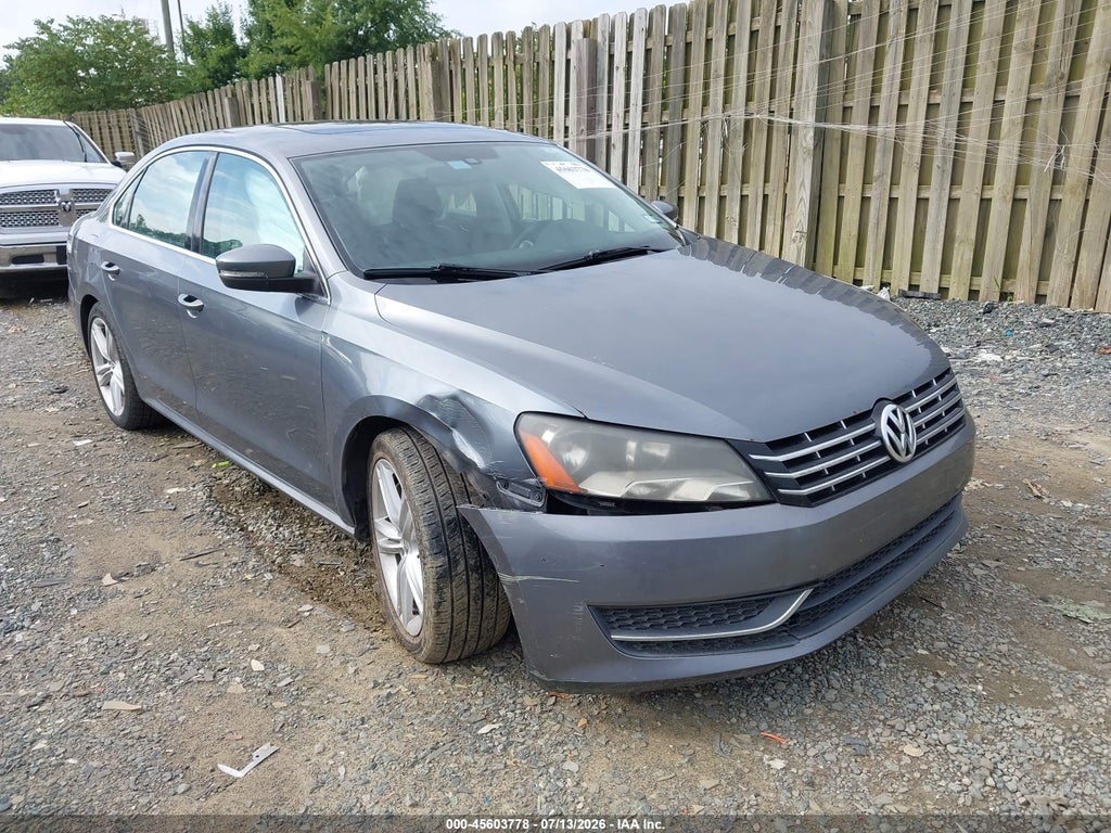 2014 VOLKSWAGEN PASSAT