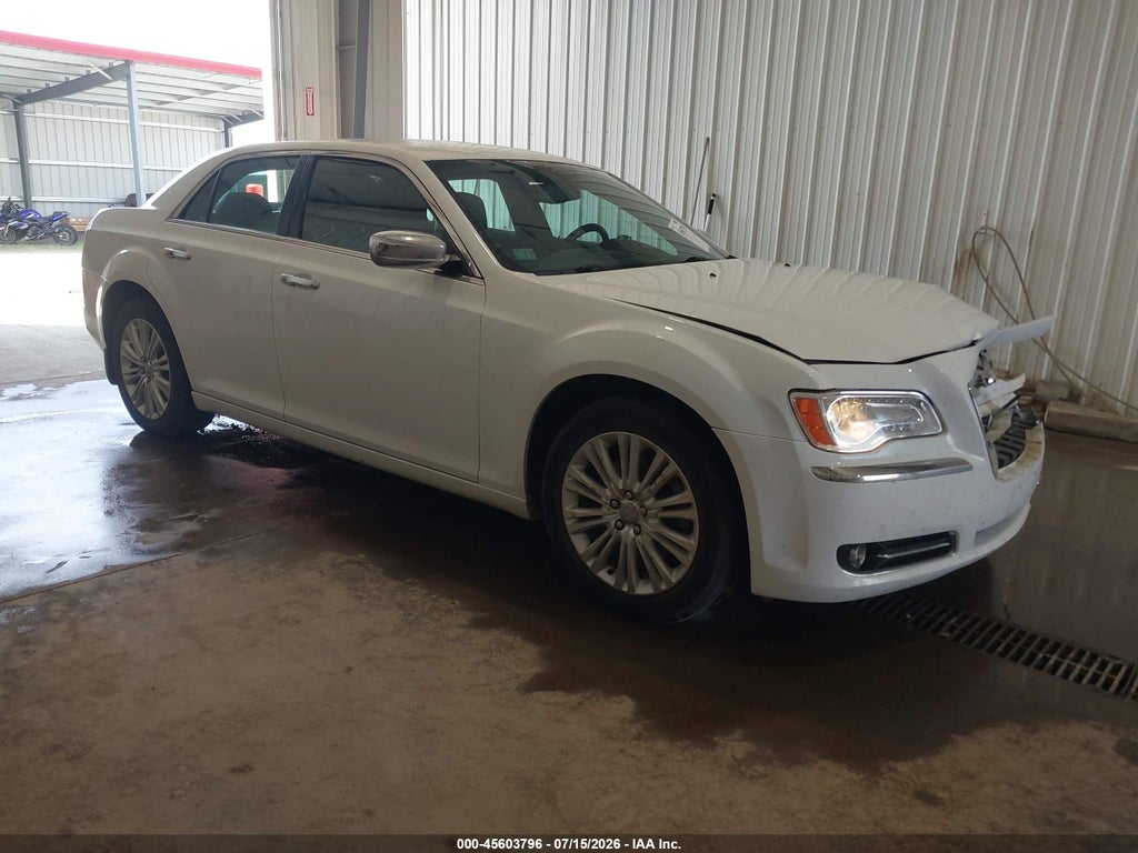 2014 CHRYSLER 300C