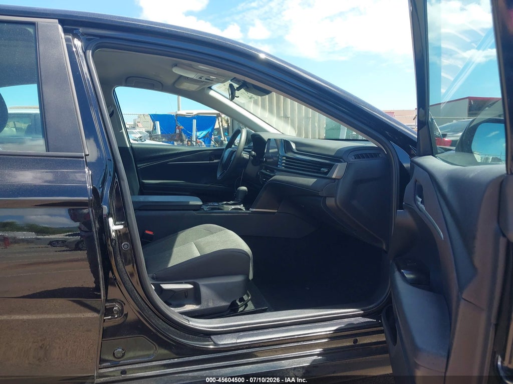 2025 Toyota Camry LE photo 5