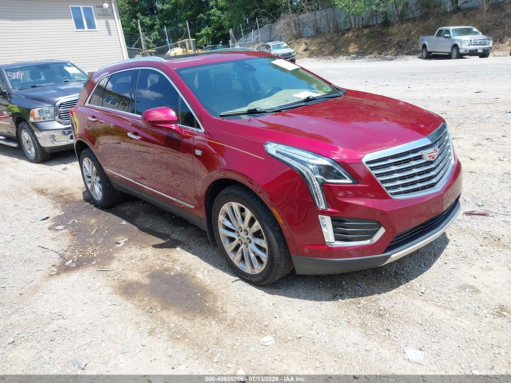 2017 CADILLAC XT5