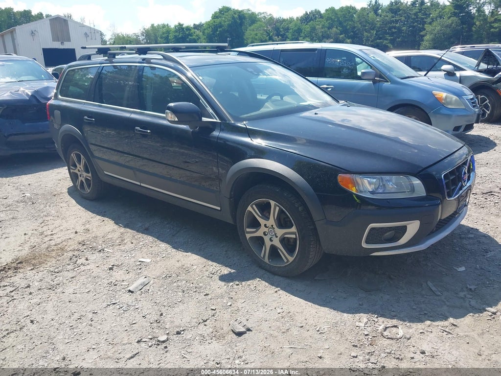 2013 VOLVO XC70
