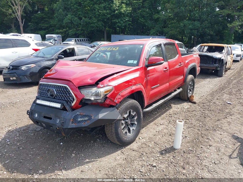 2019 Toyota Tacoma TRD OFF Road photo 2