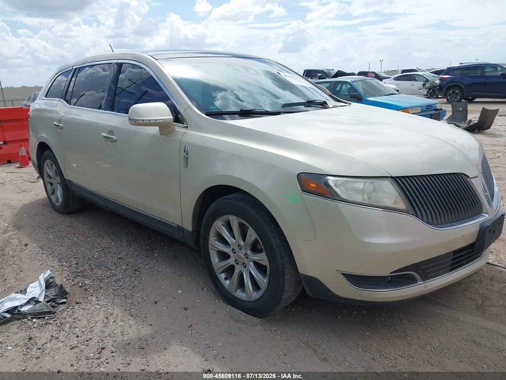 2014 LINCOLN MKT