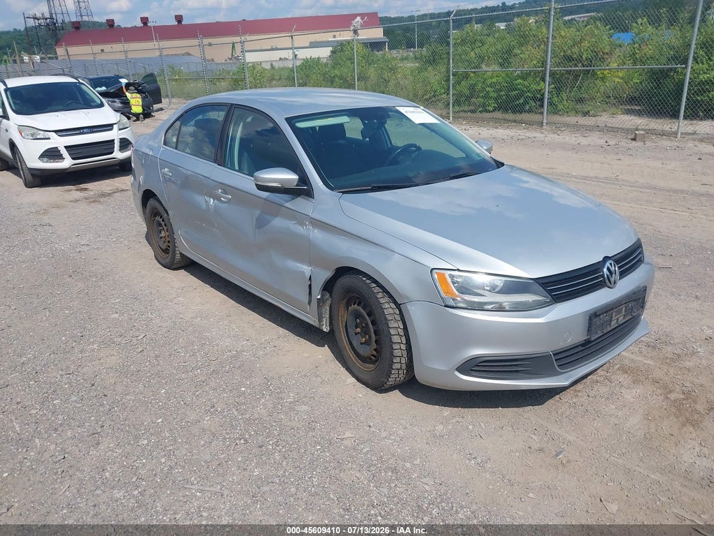 2013 VOLKSWAGEN JETTA