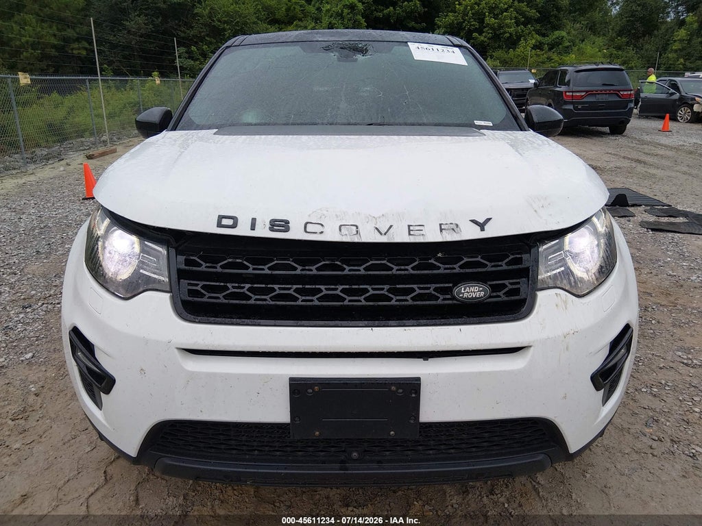 2016 Land Rover Discovery Sport HSE photo 6