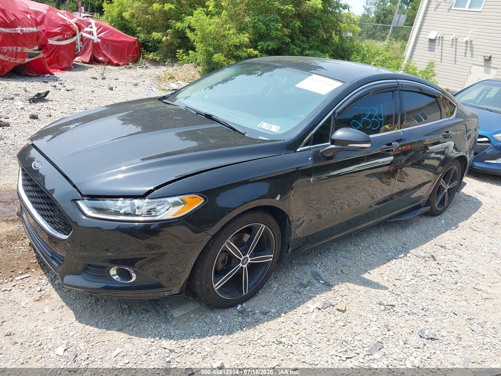 2015 Ford Fusion SE photo 2