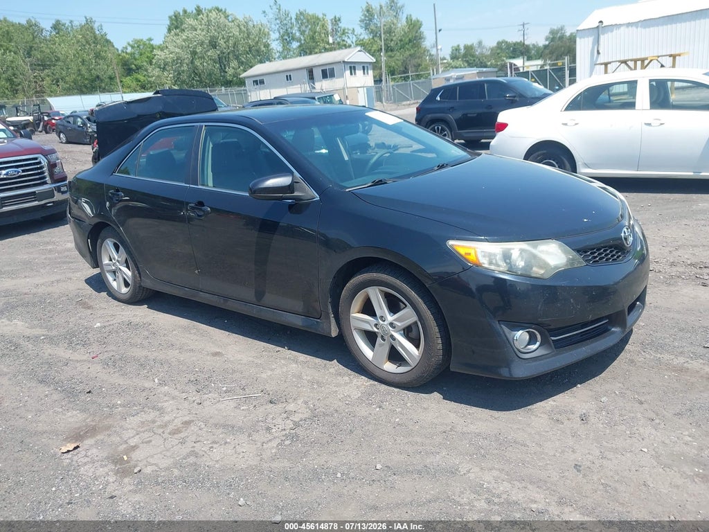 2014 TOYOTA CAMRY