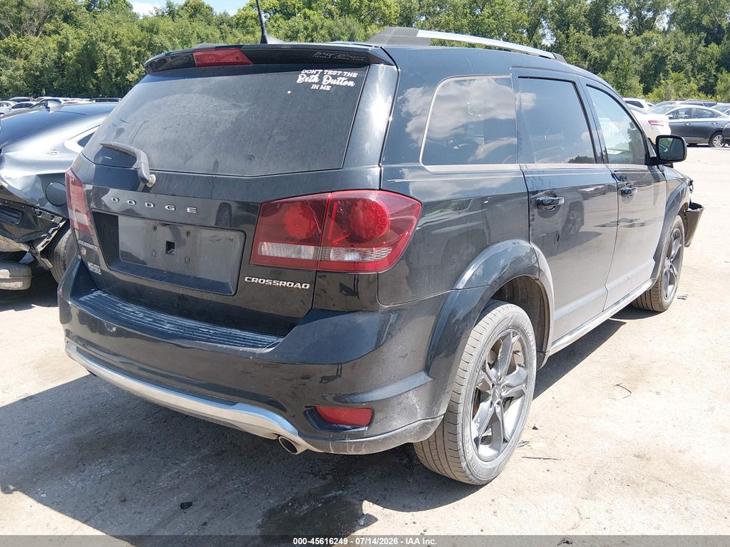 2018 Dodge Journey Crossroad AWD photo 4