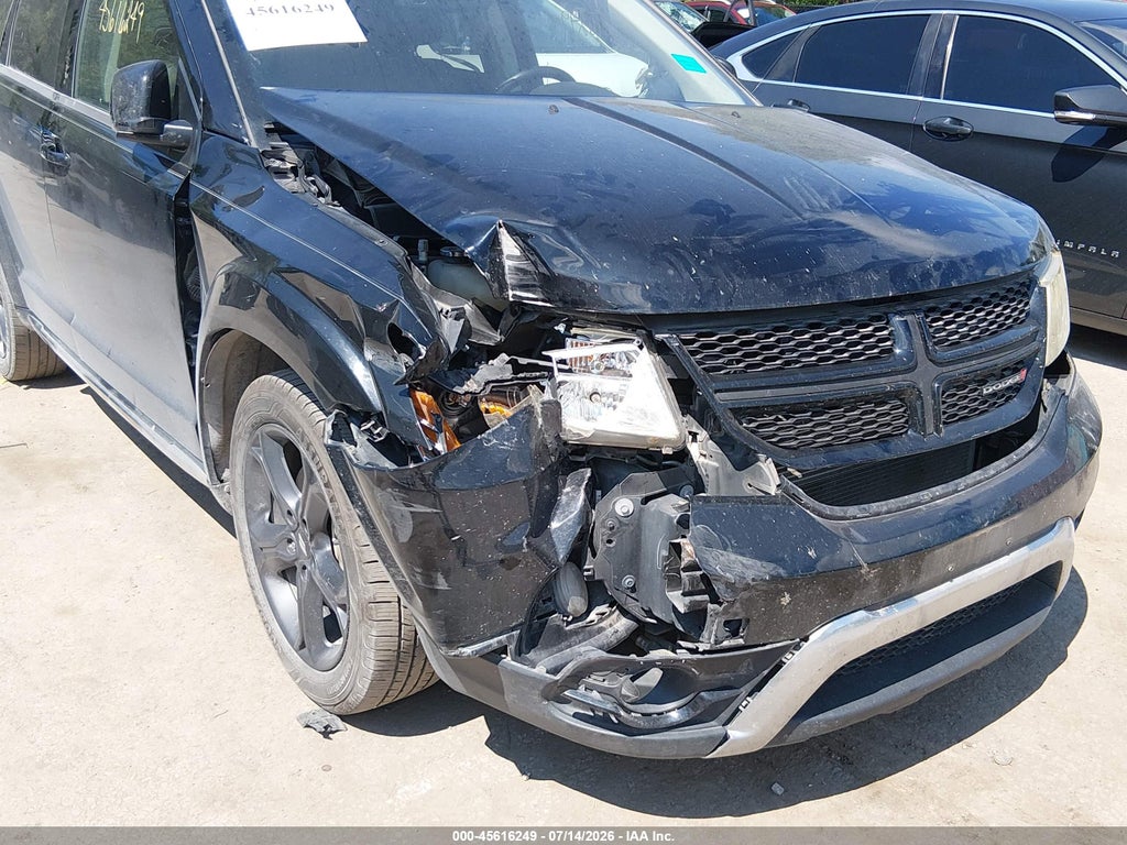 2018 Dodge Journey Crossroad AWD photo 6