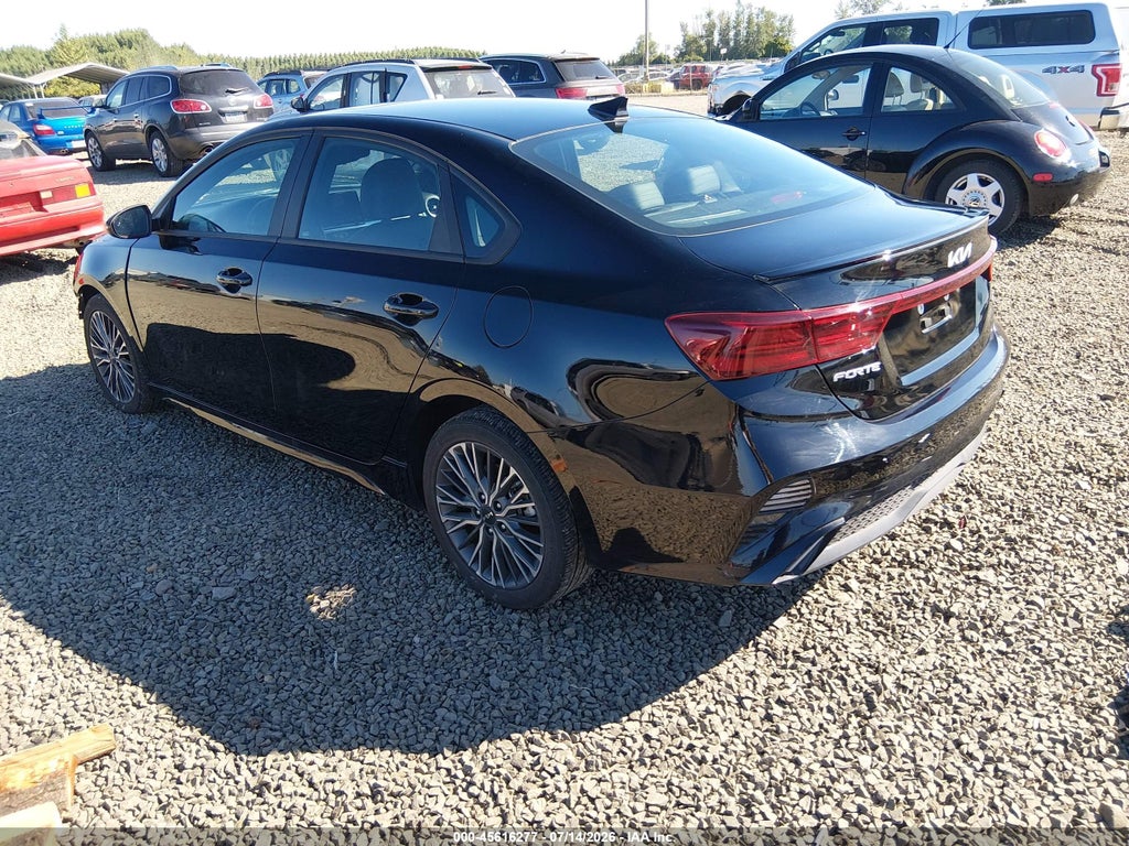 2024 Kia Forte GT-Line photo 3