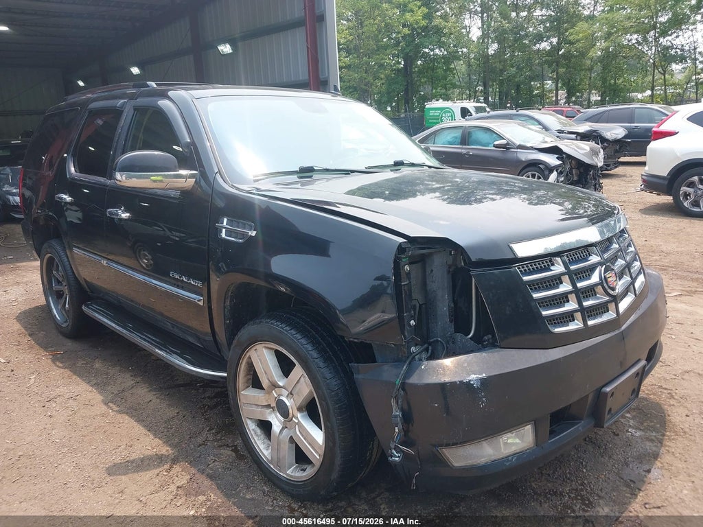 2013 CADILLAC ESCALADE