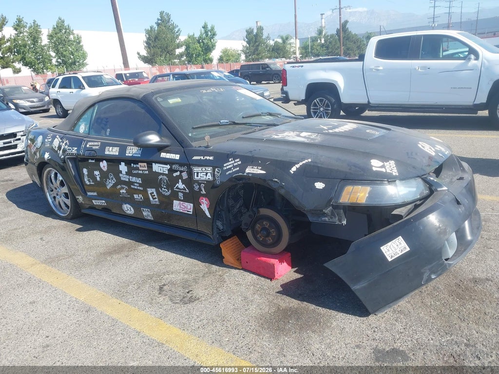 2001 FORD MUSTANG