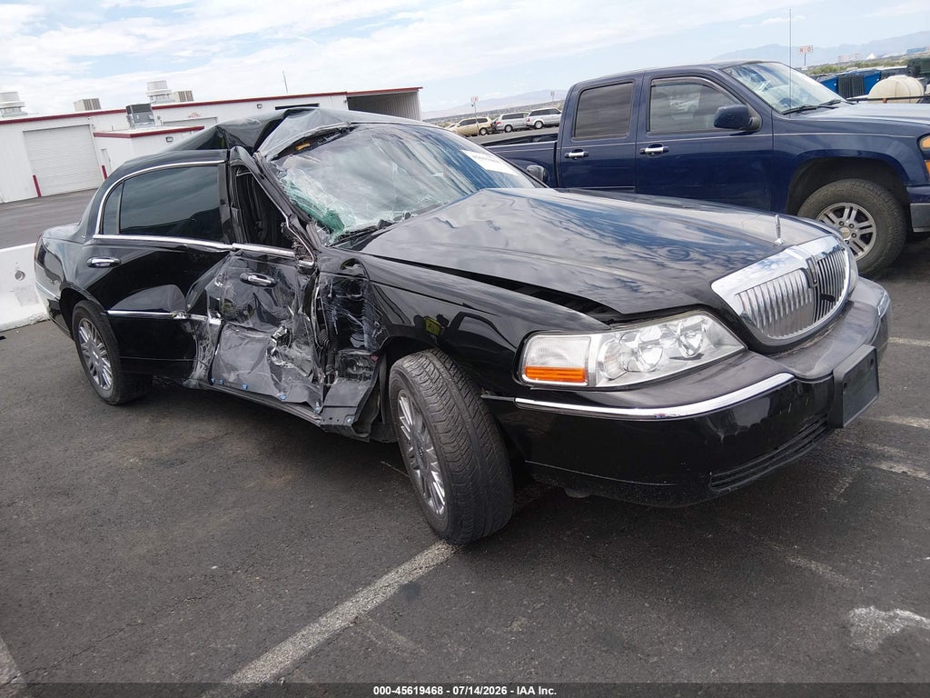 2008 LINCOLN TOWN CAR
