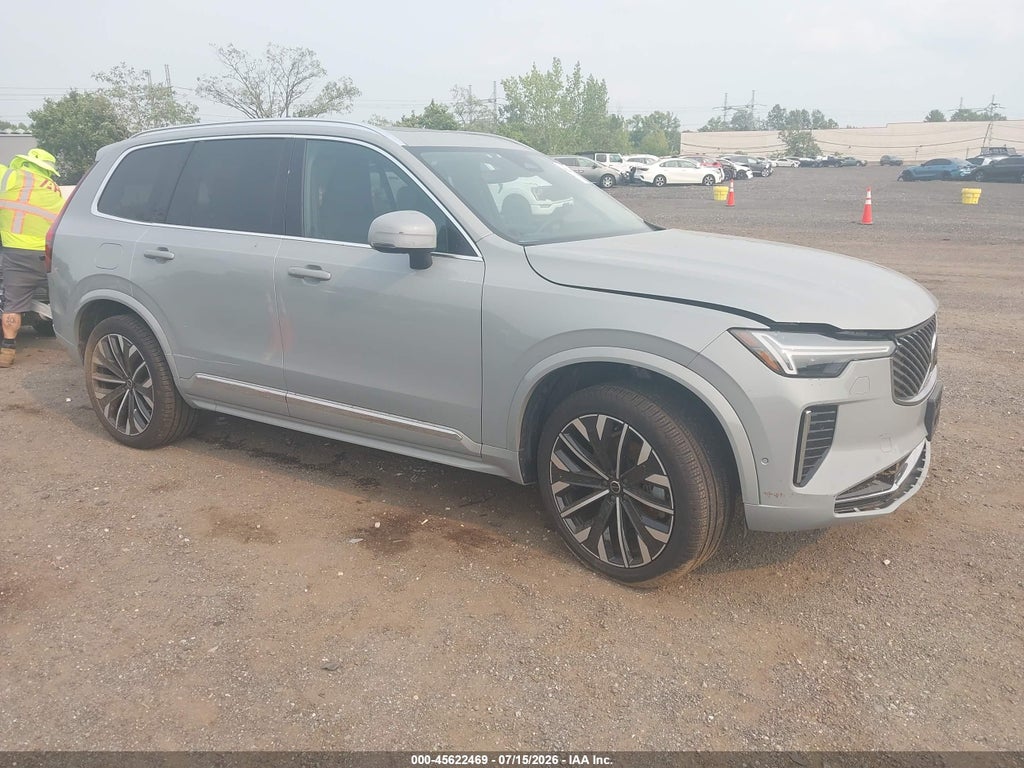 2025 VOLVO XC90