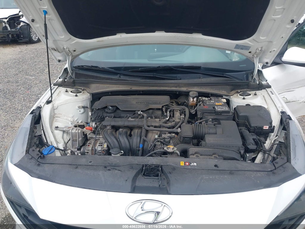 2023 Hyundai Elantra SEL photo 10
