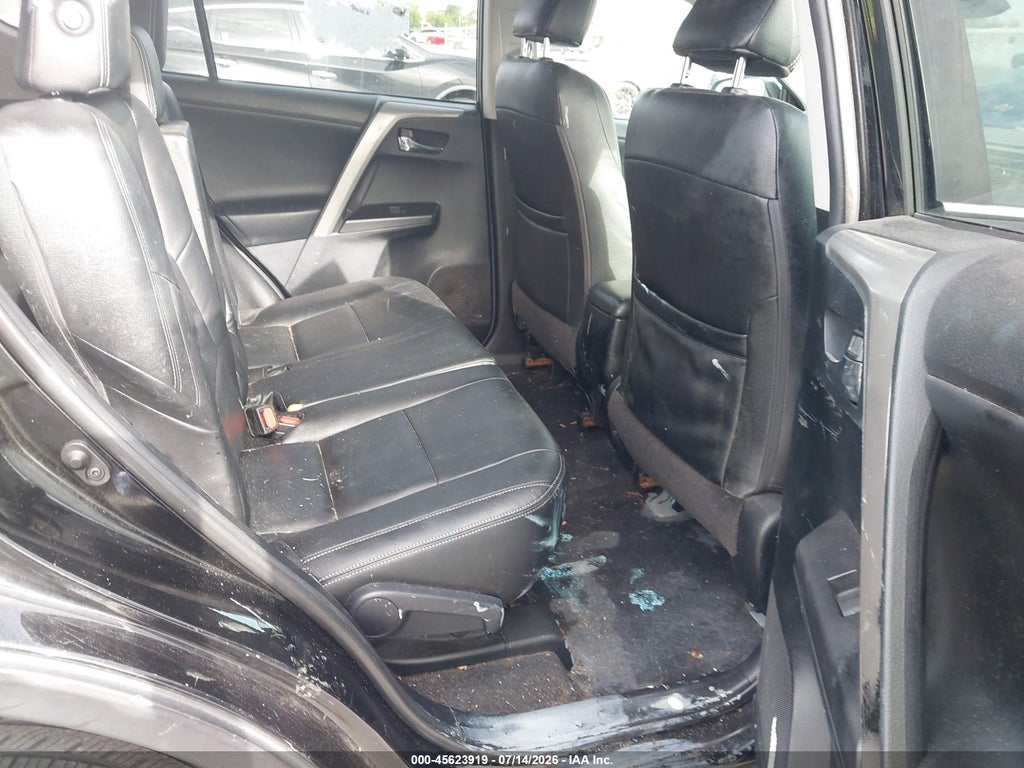 2018 Toyota RAV4 XLE photo 8