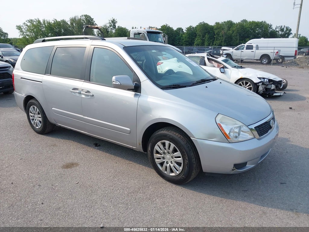2011 KIA SEDONA