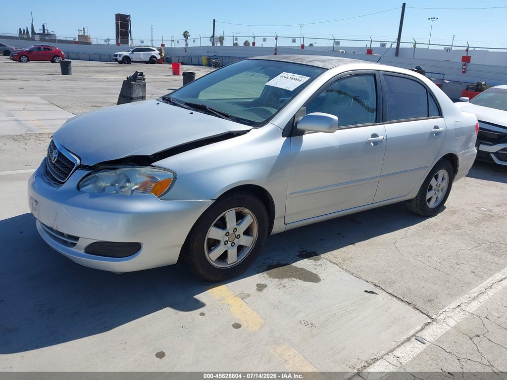 2007 Toyota Corolla LE photo 2
