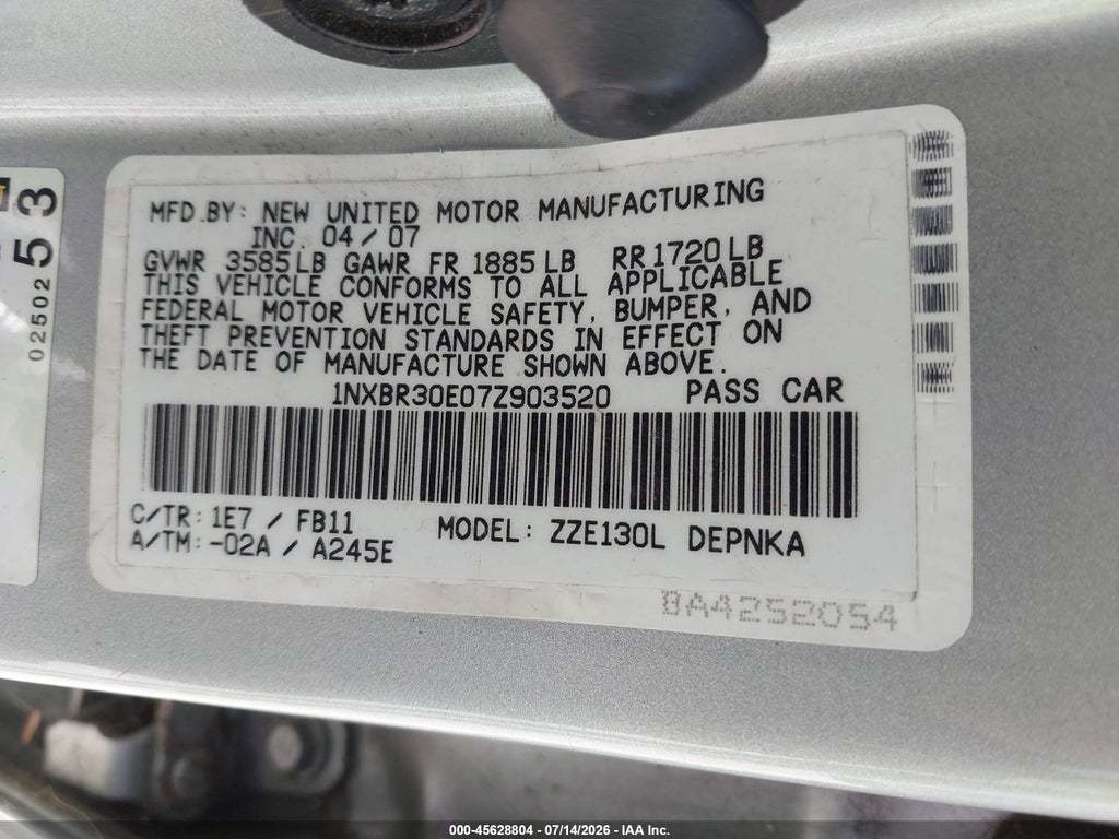 2007 Toyota Corolla LE photo 9