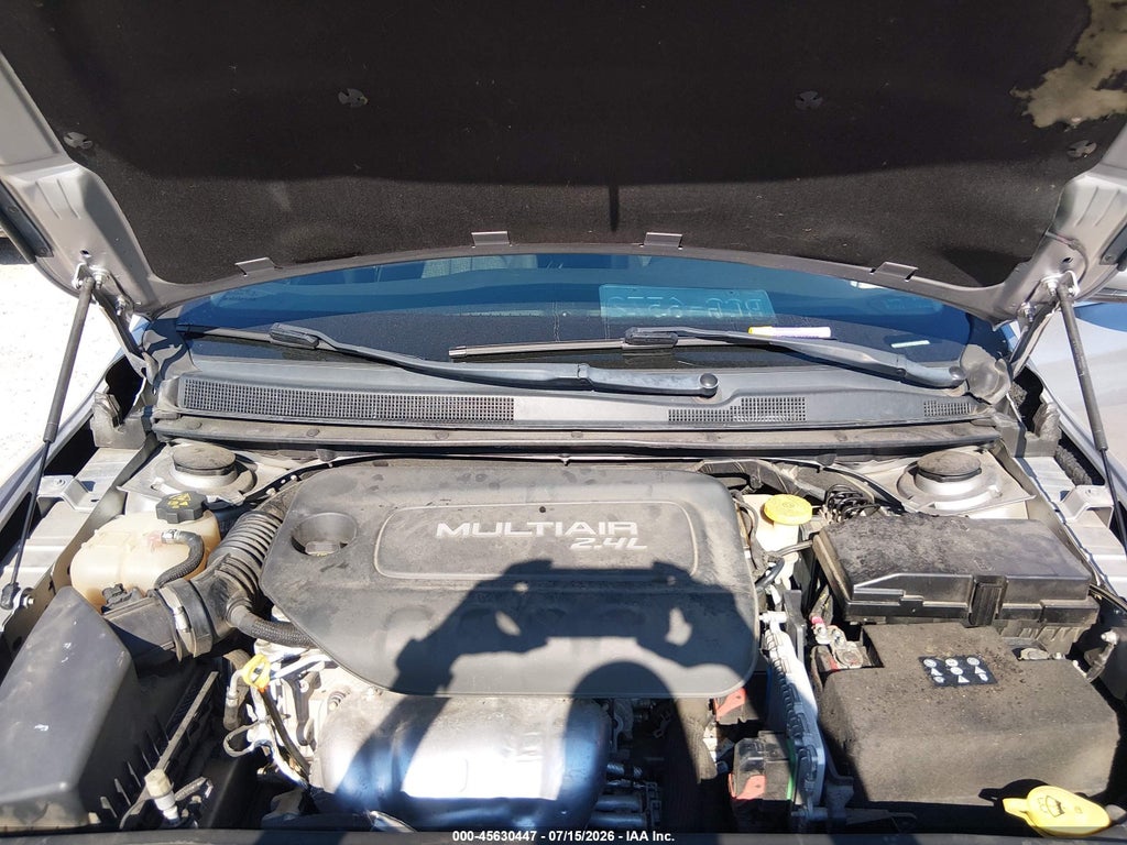 2016 Chrysler 200 Limited photo 10