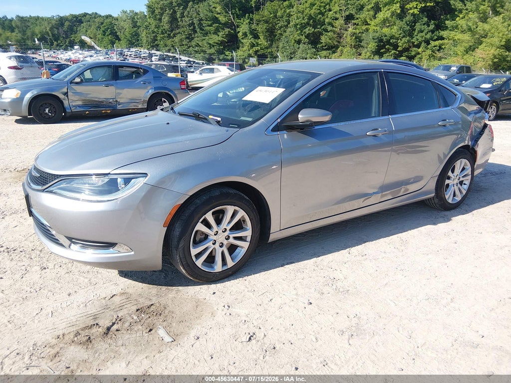 2016 Chrysler 200 Limited photo 2