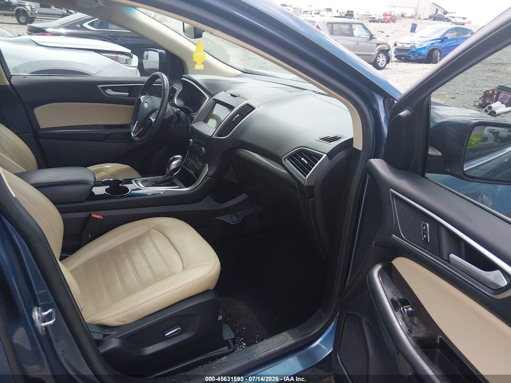 2018 Ford Edge SEL photo 5