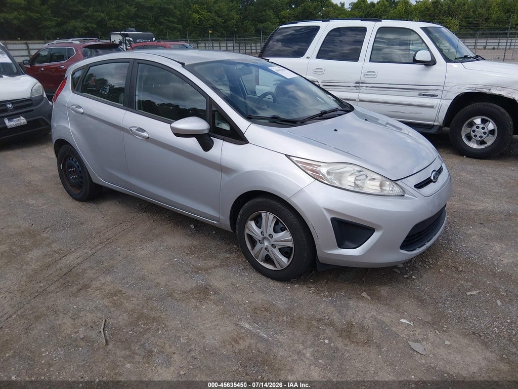 2013 FORD FIESTA