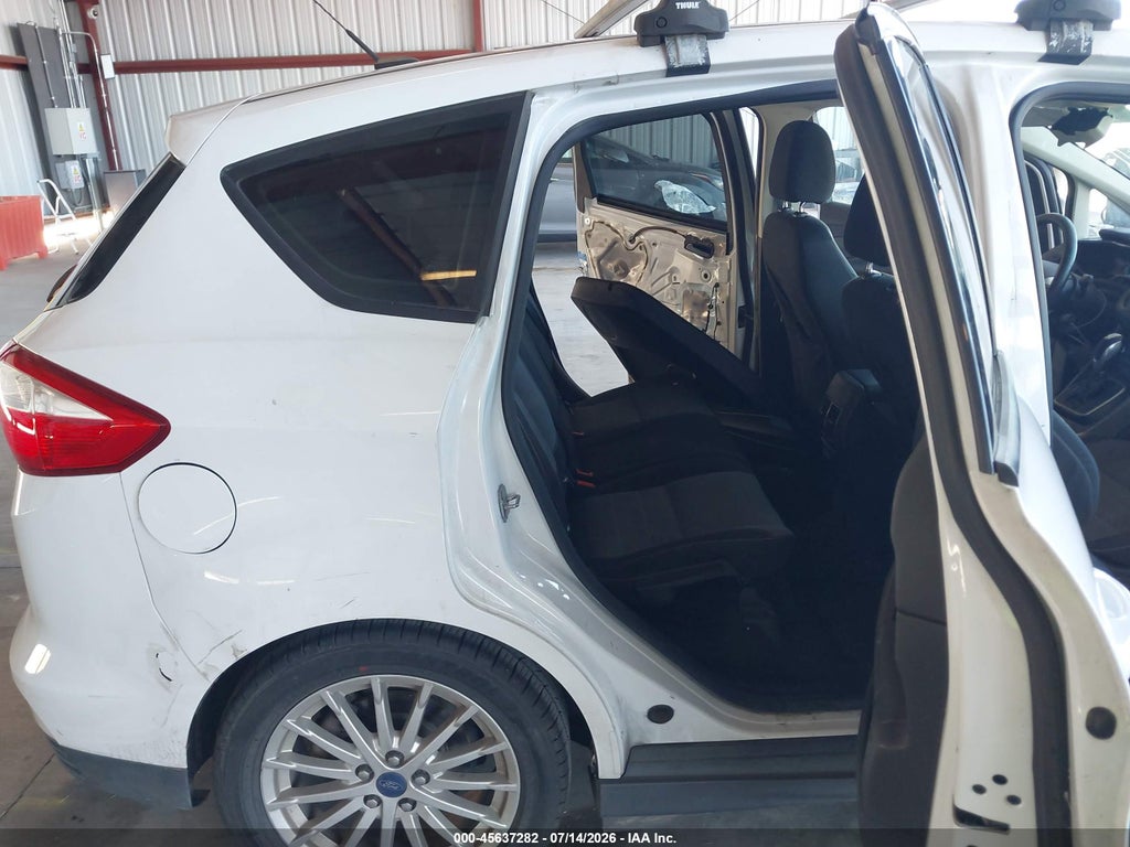 2016 Ford C-MAX Hybrid SE photo 8
