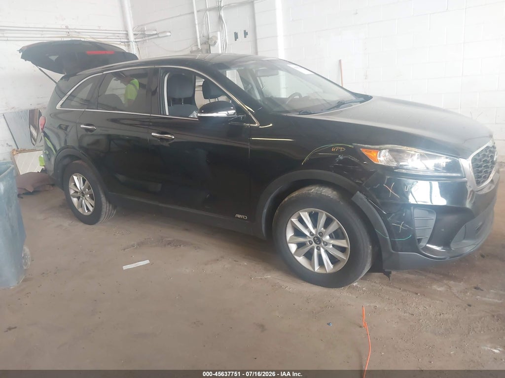 2019 Kia Sorento 3.3L LX photo 1