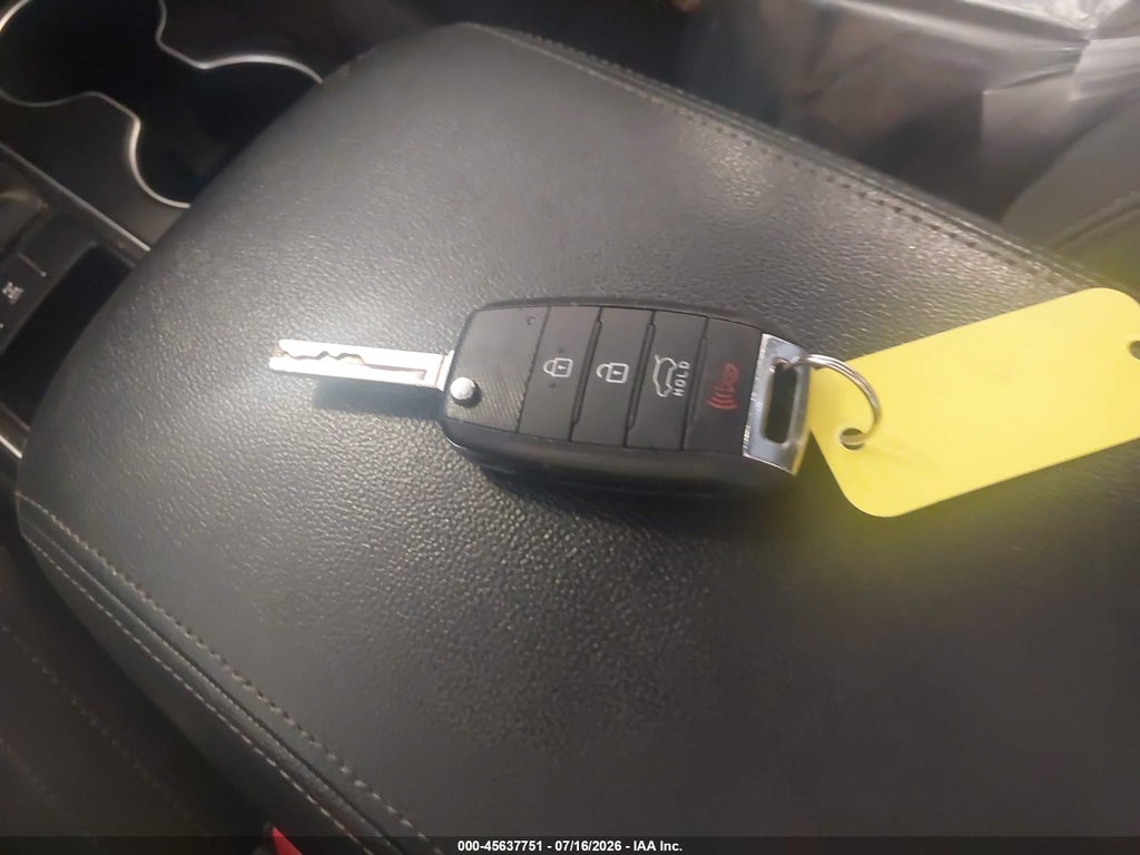 2019 Kia Sorento 3.3L LX photo 11