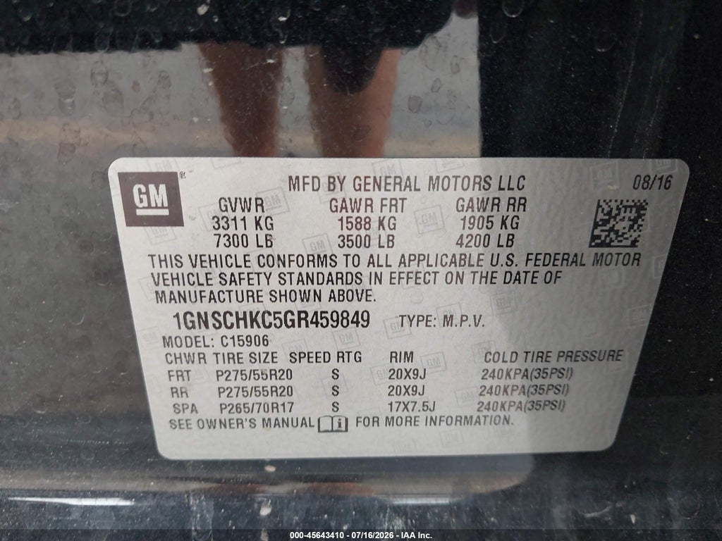 2016 Chevrolet Suburban LT photo 9