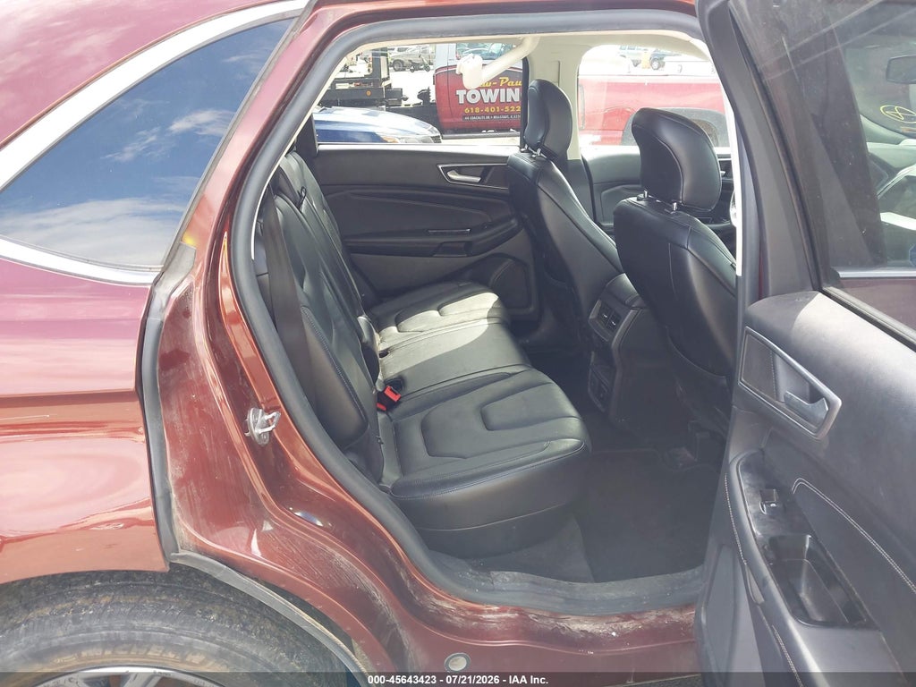 2015 Ford Edge Titanium photo 8