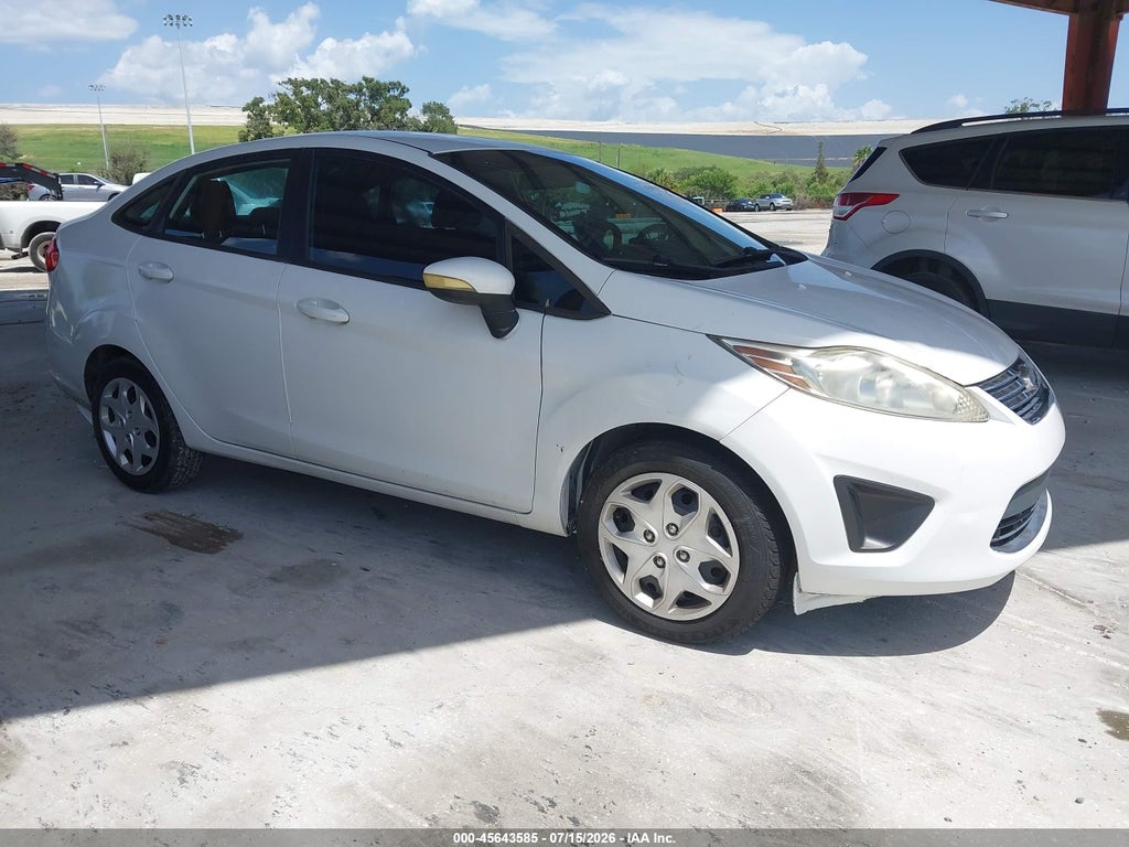 2013 FORD FIESTA