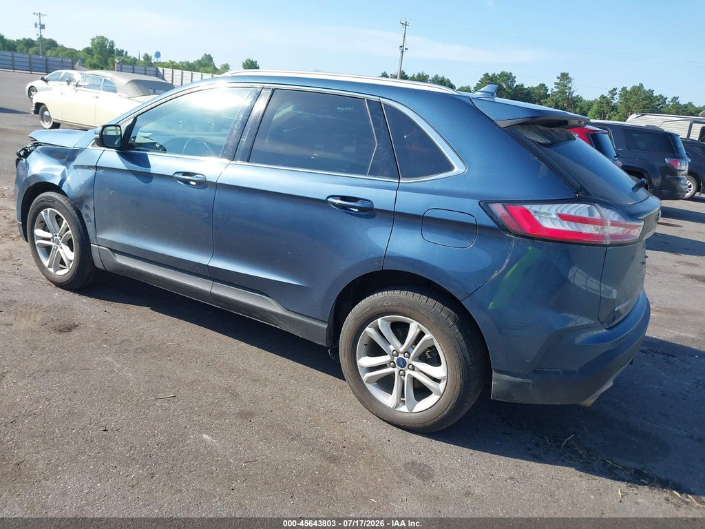 2019 Ford Edge SEL photo 3