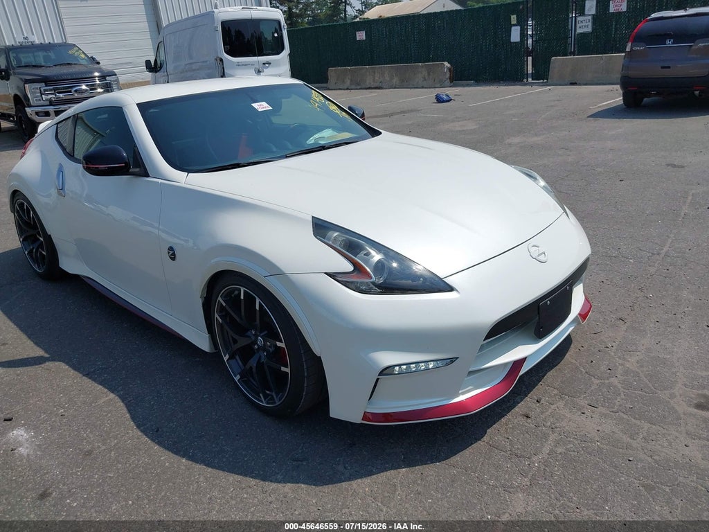 2017 NISSAN 370Z