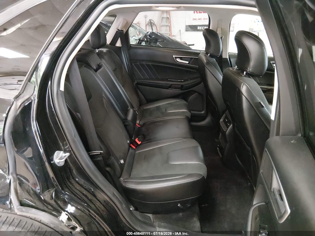 2016 Ford Edge Sport photo 8