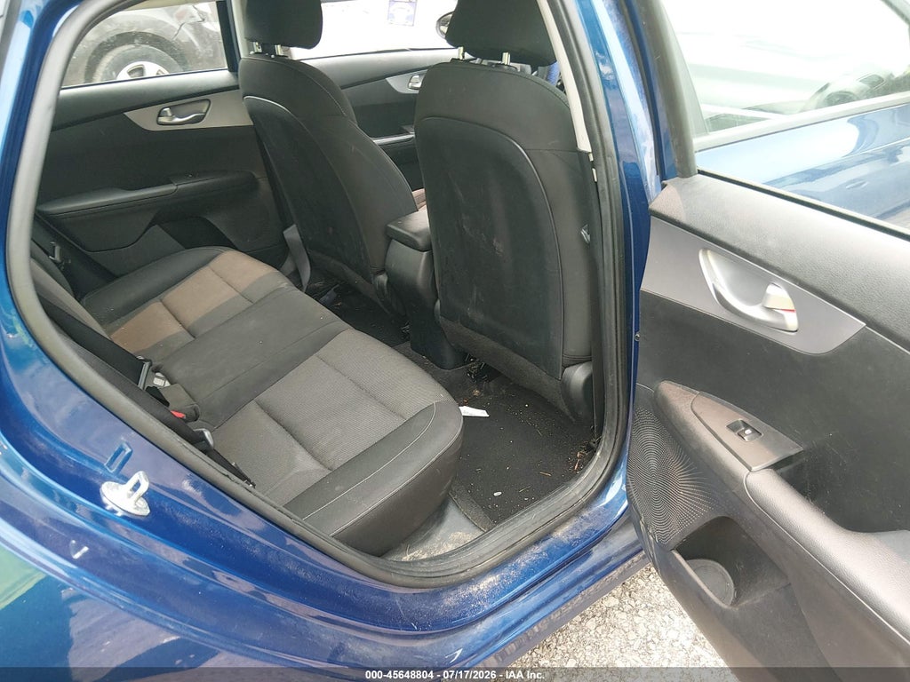 2024 Kia Forte LXS photo 8