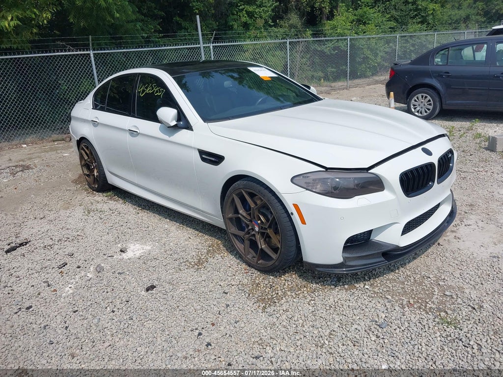 2013 BMW M5 photo 1