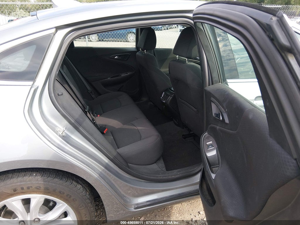2023 Chevrolet Malibu FWD 1LT photo 8