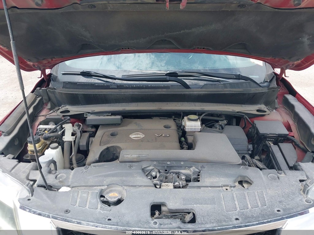 2013 Nissan Pathfinder SL photo 10