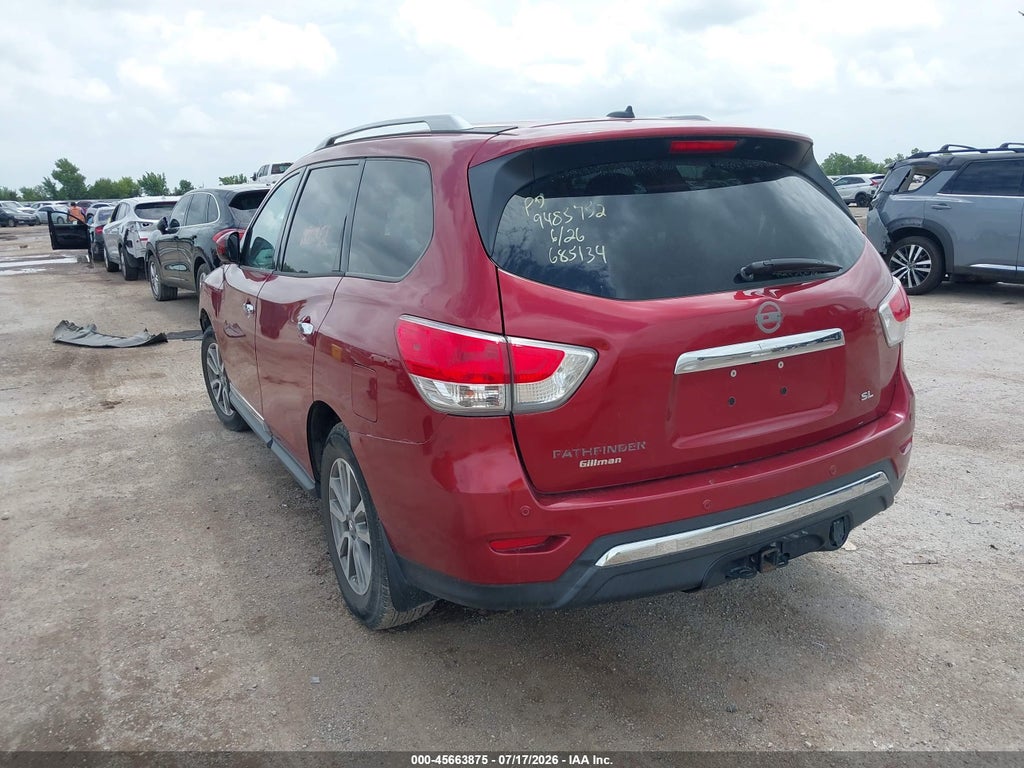 2013 Nissan Pathfinder SL photo 3