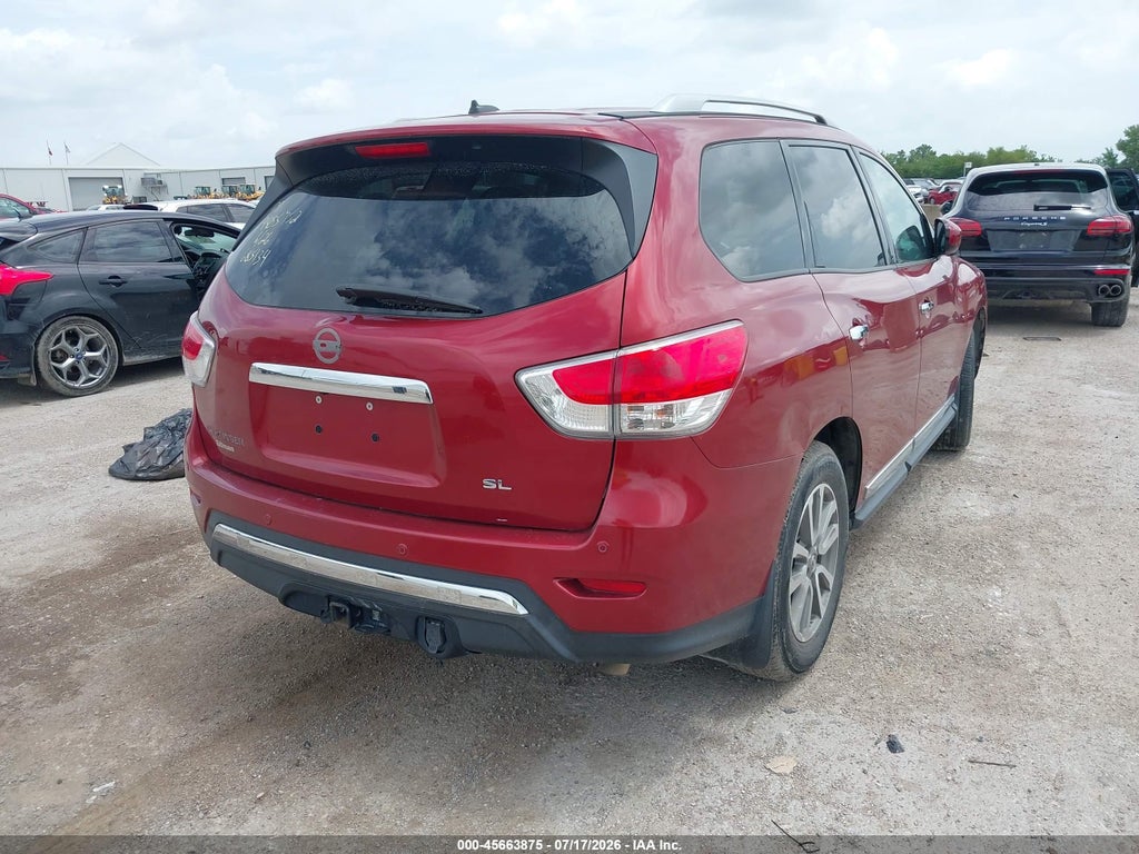 2013 Nissan Pathfinder SL photo 4