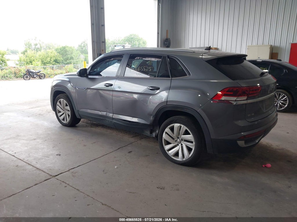 2021 Volkswagen Atlas Cross Sport 3.6L V6 SE W/Technology photo 3