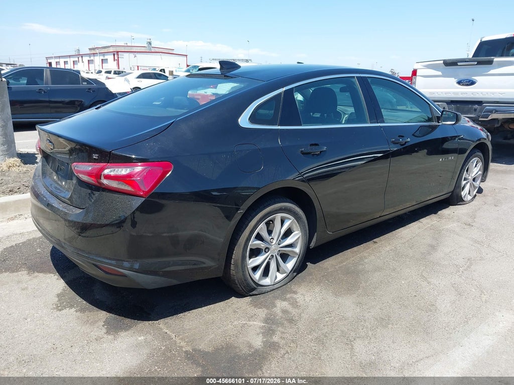 2022 Chevrolet Malibu FWD LT photo 4