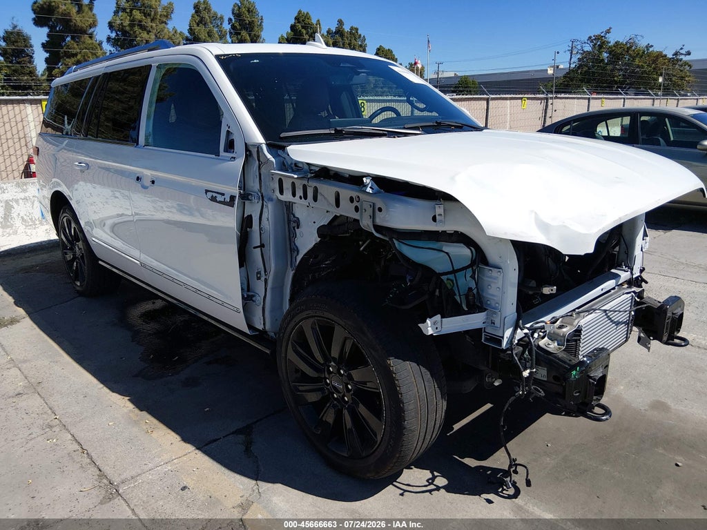 2024 LINCOLN NAVIGATOR